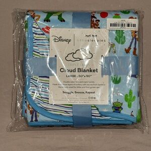 NEW Little Sleepies Toy Storh Disney Cloud Blanket